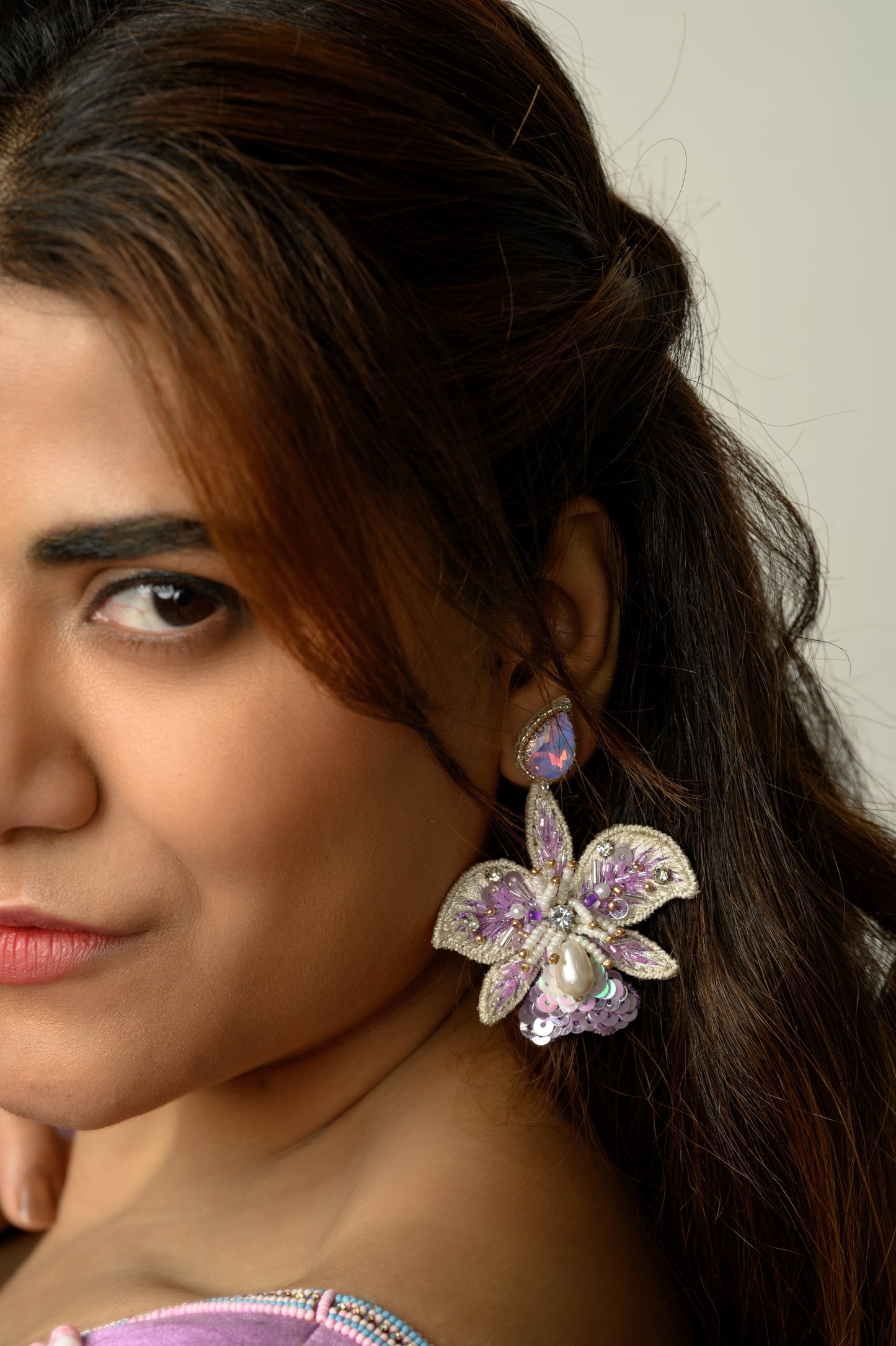 Stella Earrings - Lavender and White