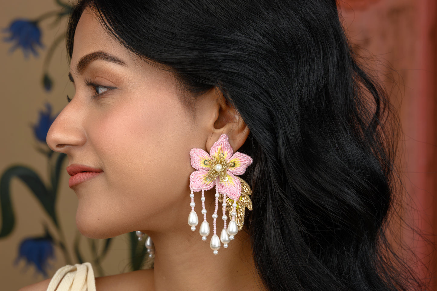 Sienna Earrings - Baby Pink