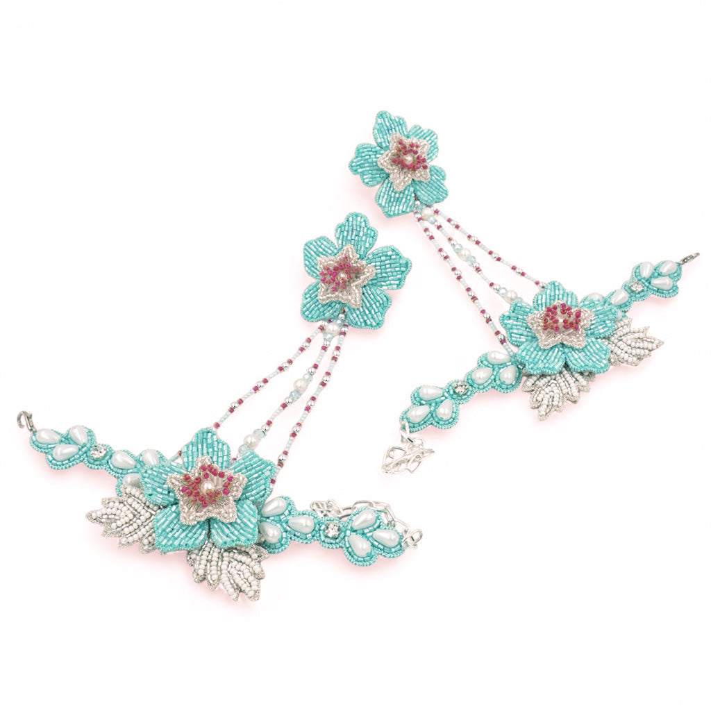 Zinnia - Sky Blue and Silver (Necklace + Earrings)