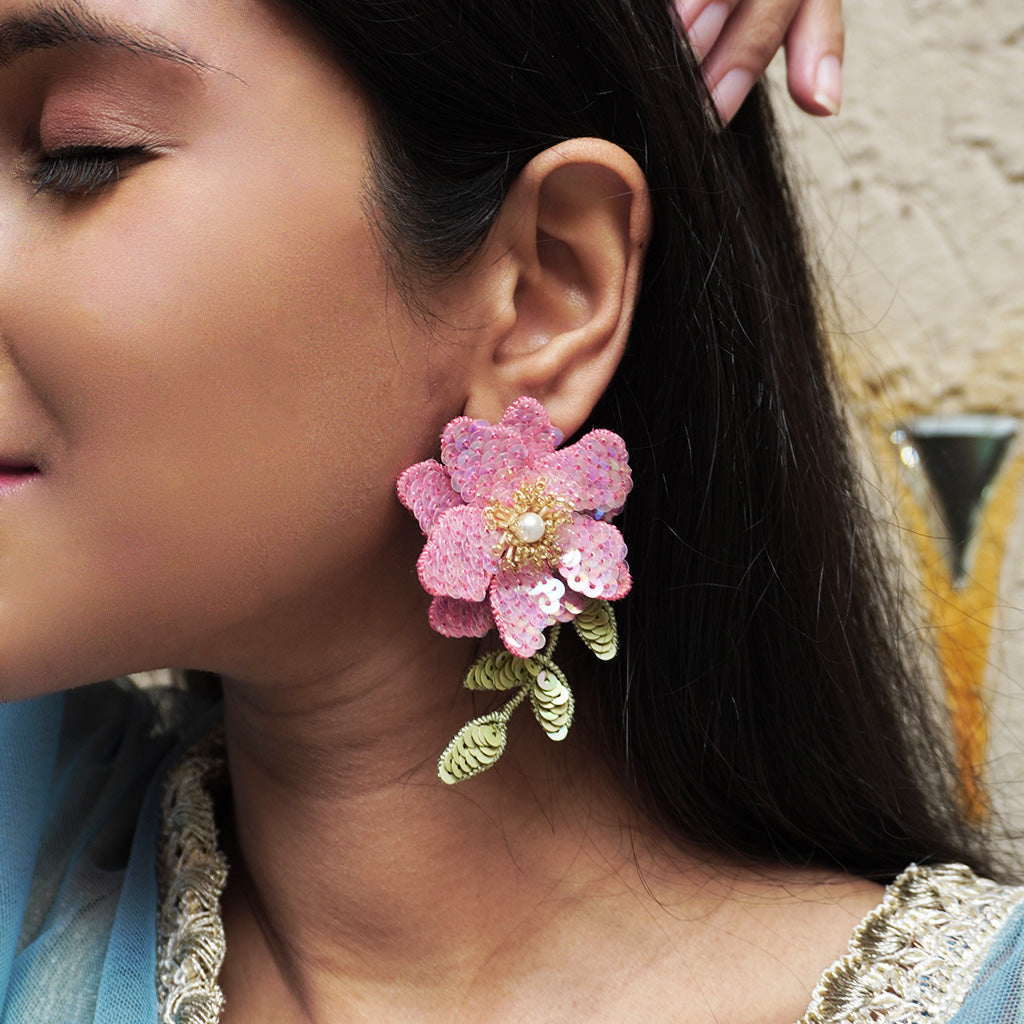 Wisteria Earrings - Blush Pink